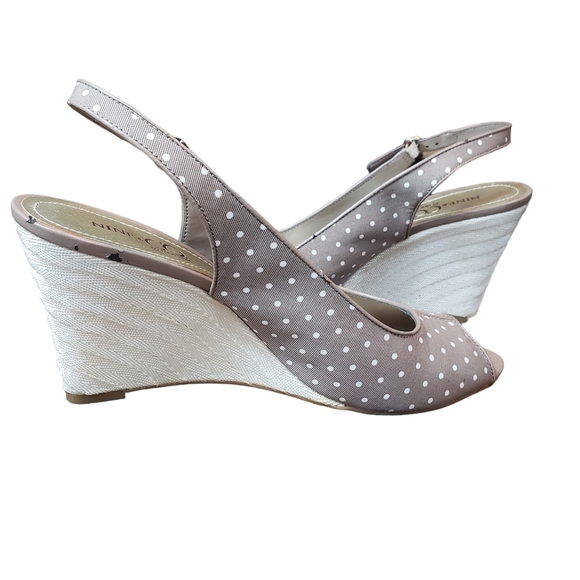 Nine & Co by Nine West Taupe/Cream Espadrilles - Picture 4 of 16